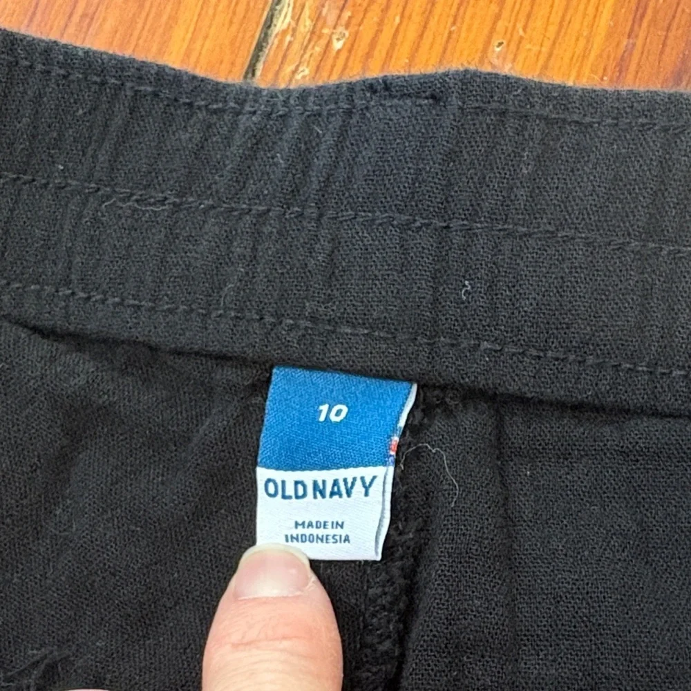 Old Navy classic black